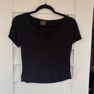 Olivia Rae Black V-Neck Short Sleeve Tee